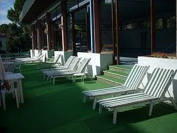 Plaza فندق غرادو