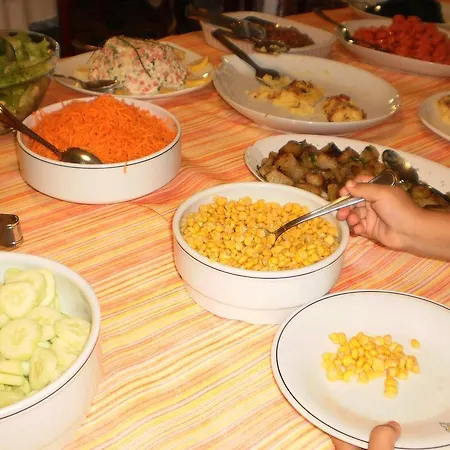 فندق Plaza 3*